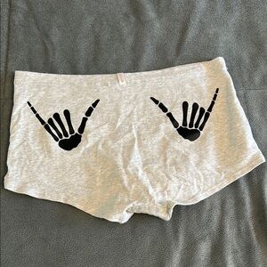 Victoria Secret PINK Halloween boy-short bed - short shorties size medium